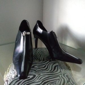 DONALD J PLINER COUTURE ankle boot